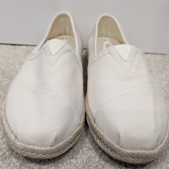 TOMS Espadrille Loafer - Picture 5 of 12